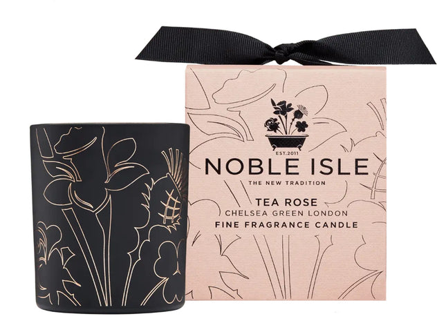Noble Isle "Tea Rose" Fine Fragrance Candle (200g)