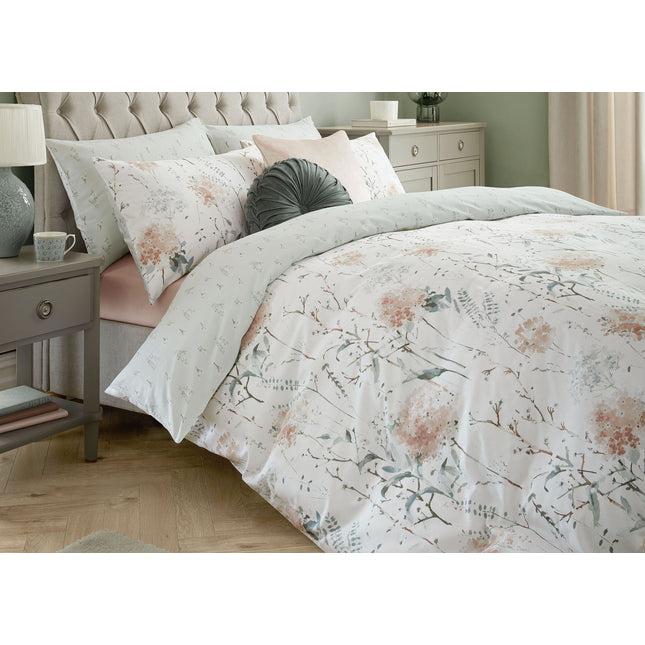 طقم غطاء لحاف "بالينغتون بلوم" من لورا آشلي باللون الوردي الجصي