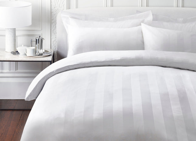 Jasper Conran "Satin Stripe" 500 Thread Count Duvet Cover in White