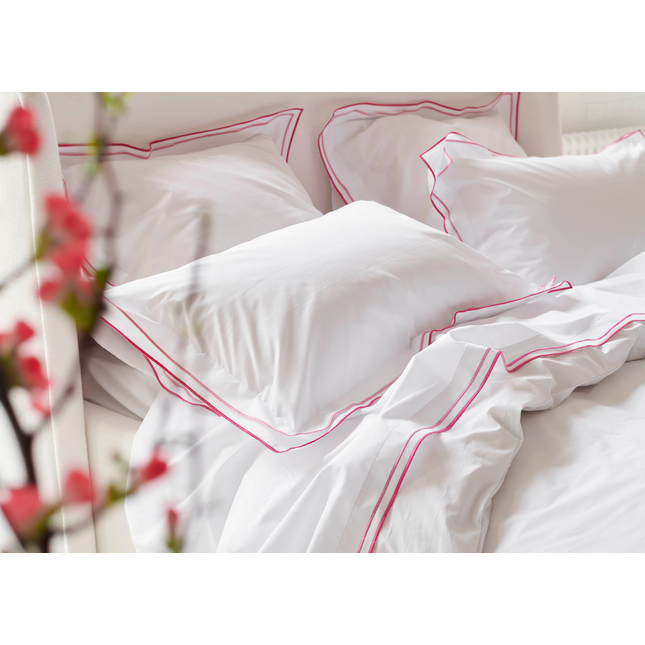 طقم أغطية لحاف "ألثيا" من هيلينا سبرينغفيلد باللون الأزرق الداكن