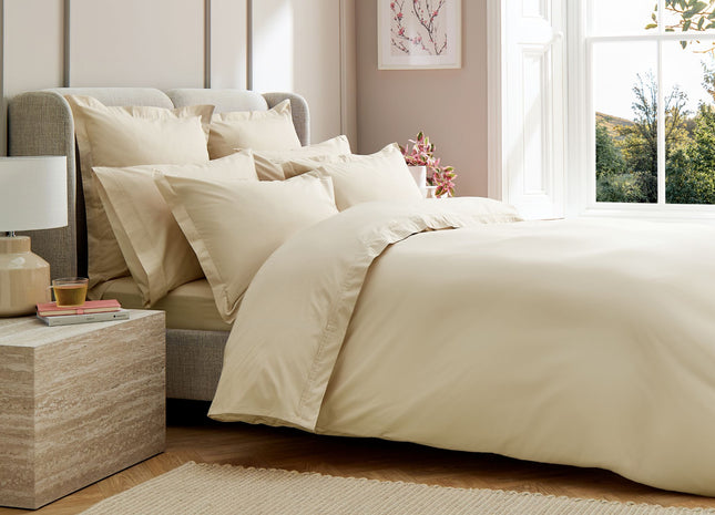 بياضات أسرّة من القطن المصري من كريستي "تشيلسي" 200TC بلون البتولا