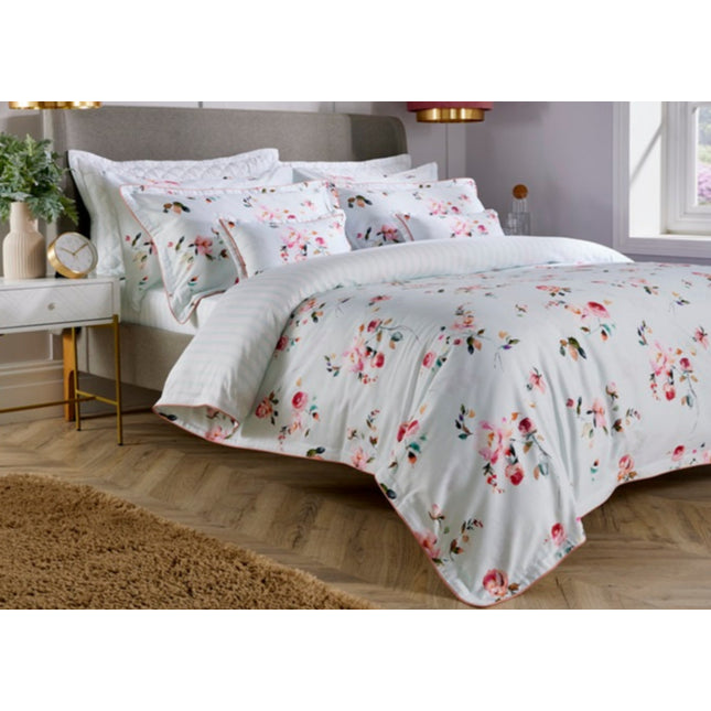 Christy "Clarence" Comforter & Sheet Sets in Ruby