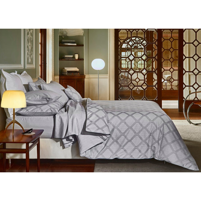 Amalia "Cidade" Duvet Cover in Dove Grey