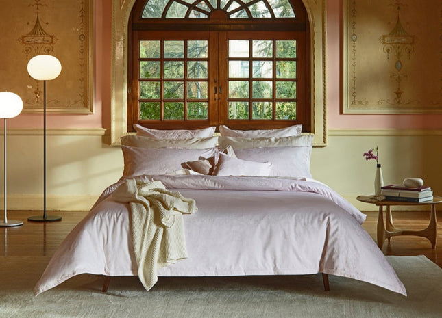 Amalia "Flores" Duvet Cover in Pink
