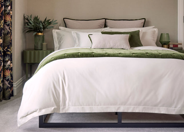 Christy "500TC Hygro Cotton Sateen" Bed Linen with Parchment boarder Stitch