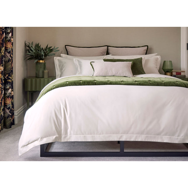 Christy "500TC Hygro Cotton Sateen" Bed Linen with Parchment boarder Stitch