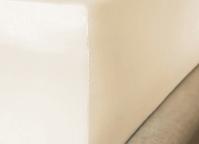 Mayfairsilk "Mulberry Silk" Fitted Sheet in Ivory