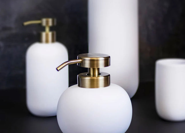 Mette Ditmer "Lotus" Bathroom Accessories in Off-White