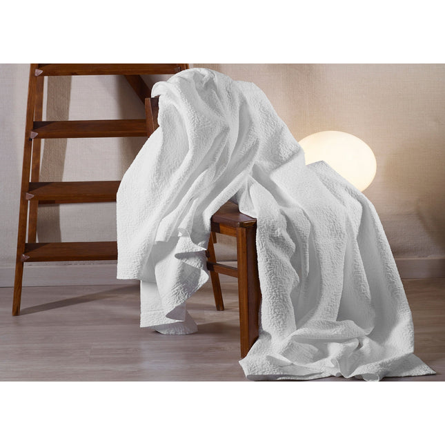 Amalia "Tamara" Matellase Quilt Bedspread in White