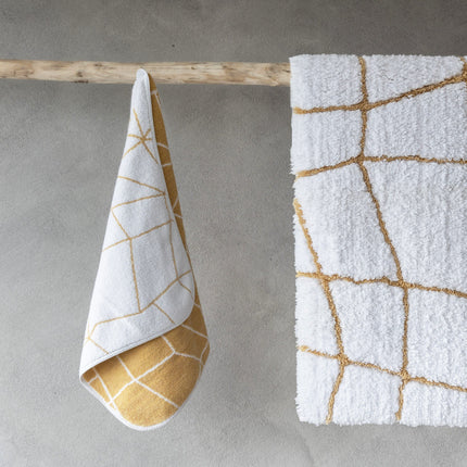 Graccioza "Amalia" Bath Towels & Bath Rug Collection in White/ Gold