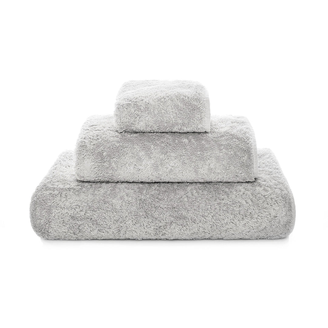 Graccioza "Egoist" Beach Towel in Silver
