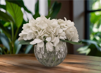 Linen Obsession "Round Hydrangeas Bouquet" in Glass Vase