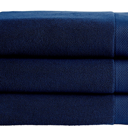 مجموعة مناشف الحمام "لوكس" من كريستي باللون الأزرق الداكن