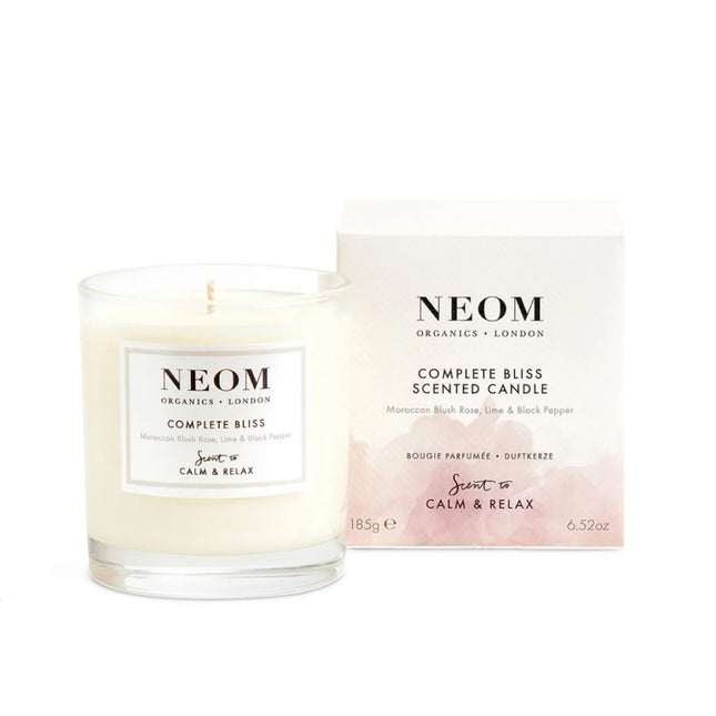 شمعة نيوم "النعيم الكامل" المعطرة للهدوء والاسترخاء