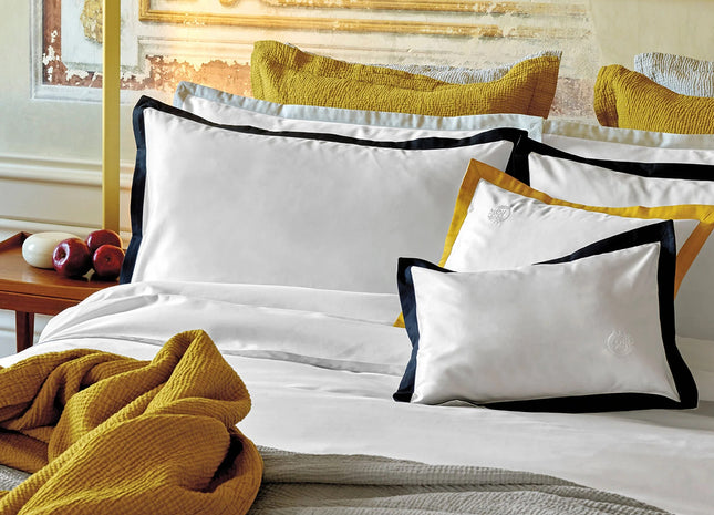 Amalia "Prado" 430 Thread Count Duvet Cover in White with Midnight Border