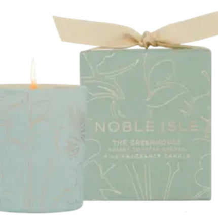 شمعة نوبل آيل ذا جرين هاوس ذات الرائحة العطرية الفاخرة 200 جرام
