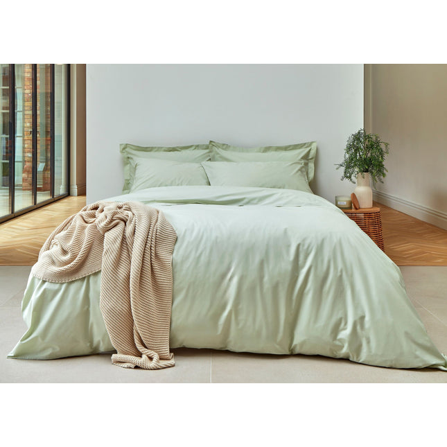 ملاءات وأغطية لحاف كريستي "عضوية ٢٠٠ تي سي" مصبوغة بلون أخضر حكيم