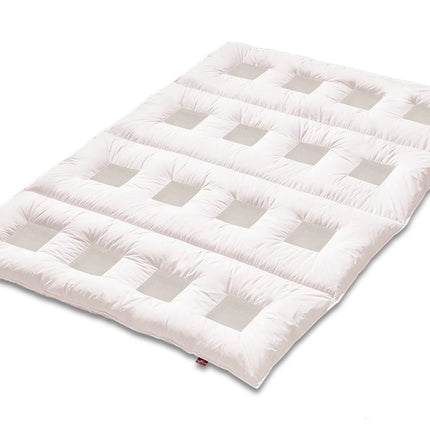 لحاف كوفمان "كلايما بالانس" المحشو بريش الإوز - متوسط 