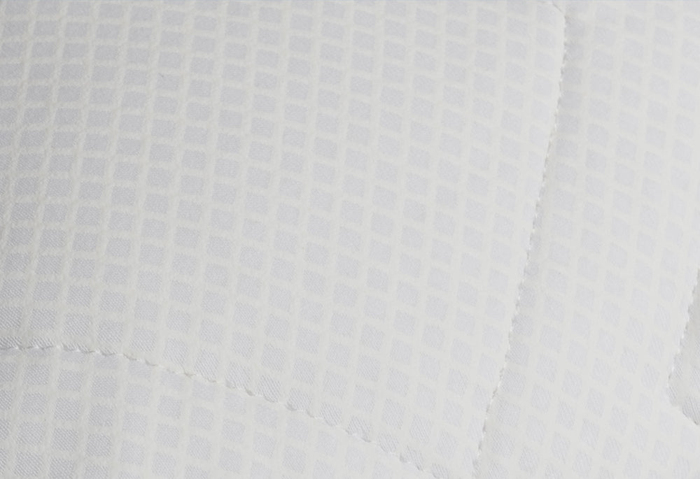 Velfont "Igloo" Thermo-regulating Quilted Pillow Protector