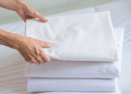 Velfont "Anti-bedbug" Mattress Protector in White