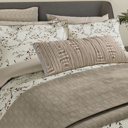 طقم غطاء لحاف "رانا" من Bedeck of Belfast باللون الرمادي الدافئ