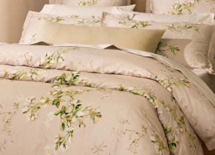Sheridan "Maja" Bedspread in Multi