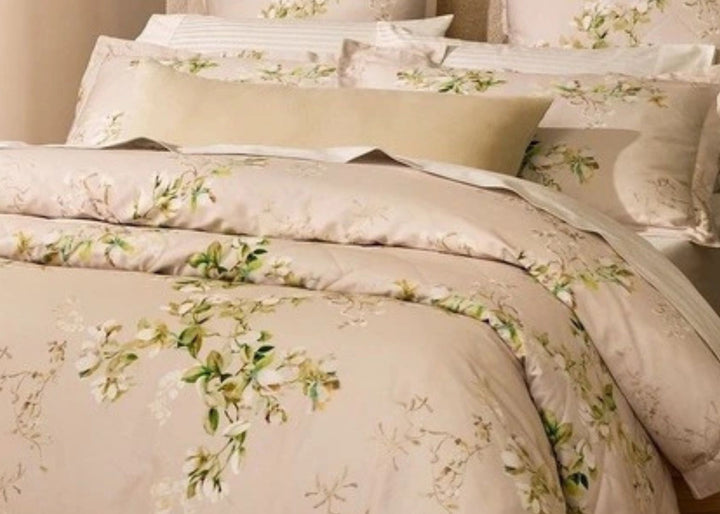 Sheridan "Maja" Bedspread in Multi