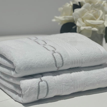 Linen Obsession "Eliza" Bath Towels in White/Silver