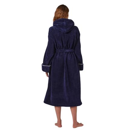 "رداء مخطط بغطاء رأس" من جاسبر كونران باللون العنابي