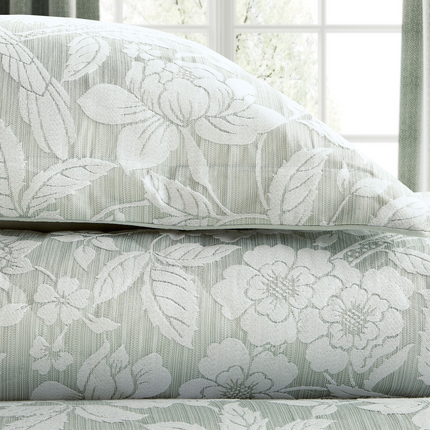 Sanderson "Pyramus" Duvet Cover and Oxford Pillowcase in Aqua