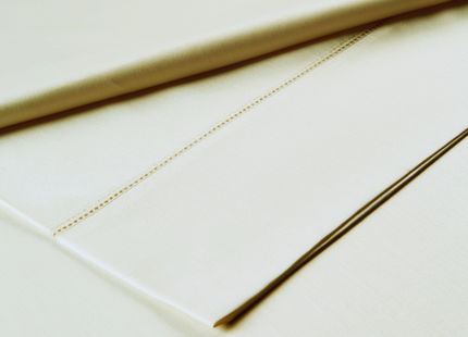 Christy Premium "900 Thread Count Picot" Bed Linen in Cream