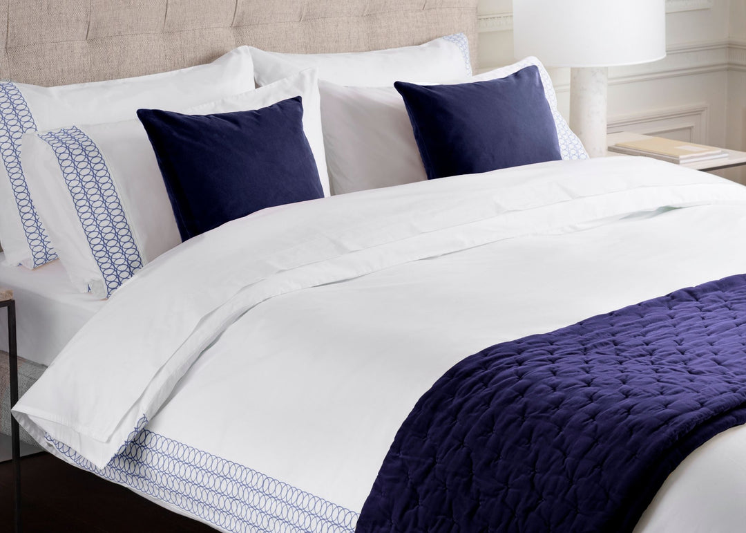 Jasper Conran "Circles Embroidered Border" Pillowcase in White-True Blue
