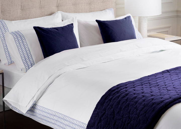 Jasper Conran "Circles Embroidered Border" Pillowcase in White-True Blue