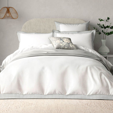 Bedeck of Belfast "Astrid" Duvet Cover and Oxford Pillowcase in White/Silver