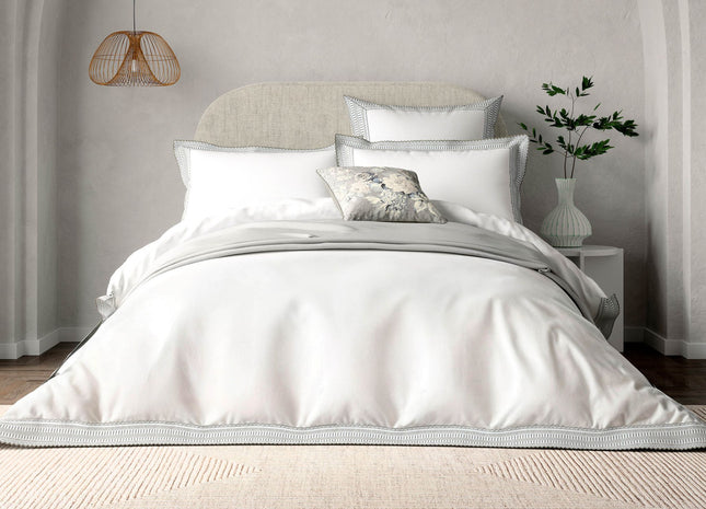 Bedeck of Belfast "Astrid" Duvet Cover and Oxford Pillowcase in White/Silver