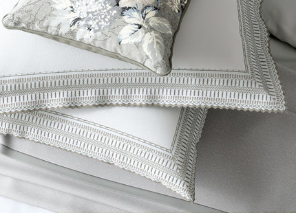 Bedeck of Belfast "Astrid" Duvet Cover and Oxford Pillowcase in White/Silver