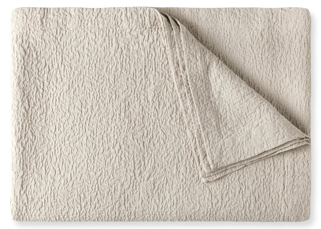Amalia "Tamara" Matellase Quilt Bedspread in Sand