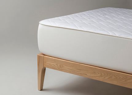 Velfont "Igloo" Thermo-regulating Quilted Mattress Protector