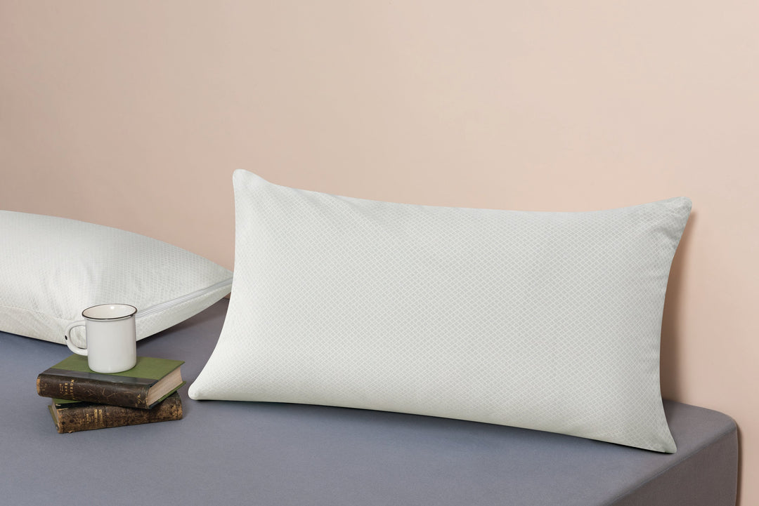 Velfont "Yeti" Thermo-regulating Pillow
