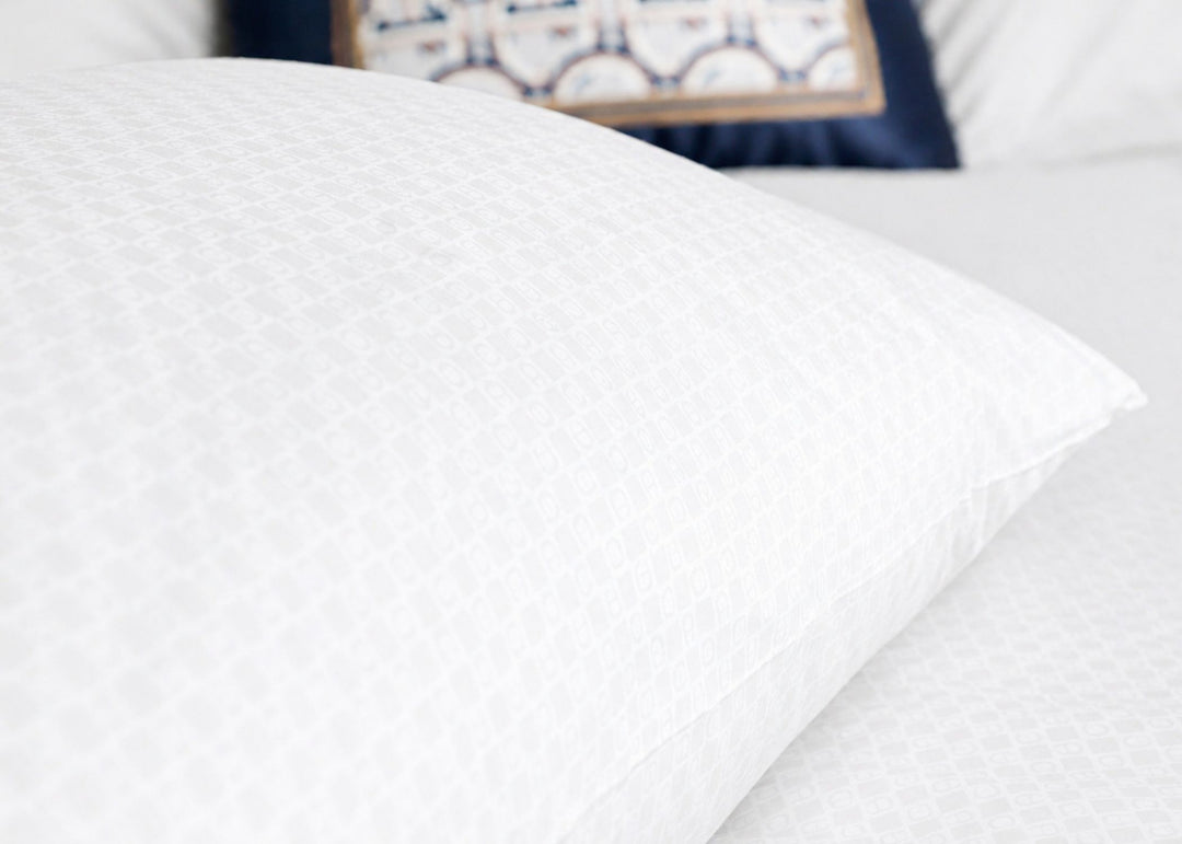 Aigner "Glamour" 500 Thread Count Bed Linen in White