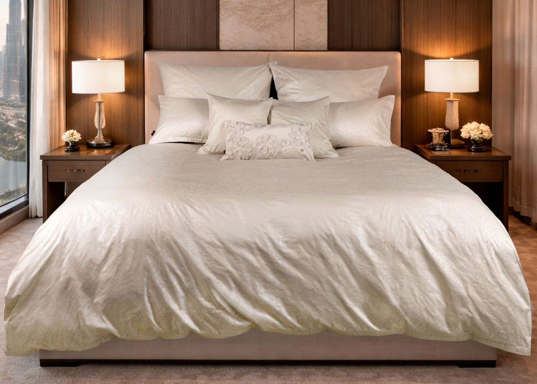 Aigner "Chateau" 500 Thread Count Bed Linen in Linen
