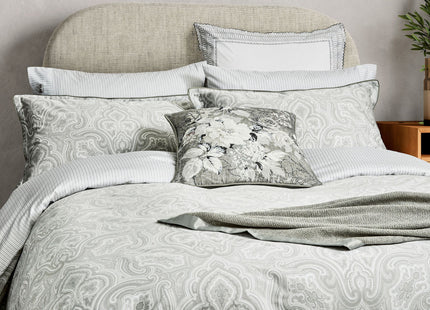 Bedeck of Belfast "Amalia" Duvet Cover and Oxford Pillowcase in Silver/White