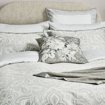 Bedeck of Belfast "Amalia" Duvet Cover and Oxford Pillowcase in Silver/White