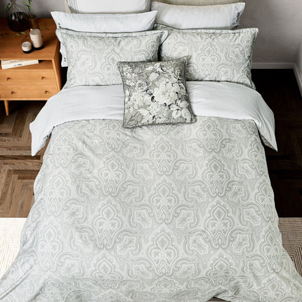 Bedeck of Belfast "Amalia" Duvet Cover and Oxford Pillowcase in Silver/White