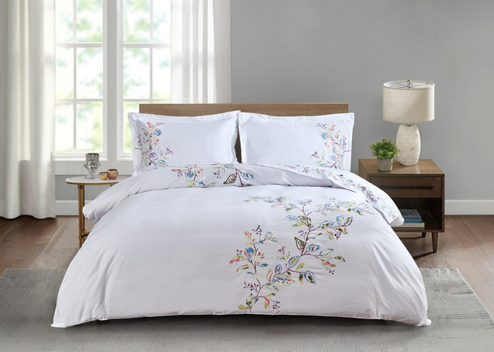 Oceana "Anna" Duvet Cover Set in White