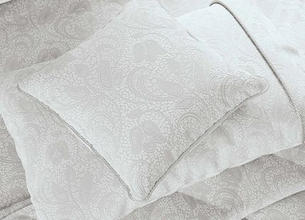 Bedeck of Belfast "Ashleigh" Duvet Cover and Oxford Pillowcase in Platinum