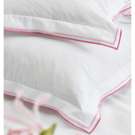 طقم أغطية لحاف "ألثيا" من هيلينا سبرينغفيلد باللون الأزرق الداكن