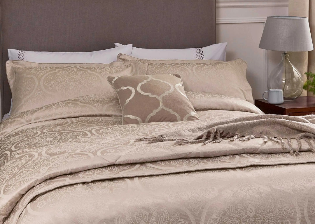 Bedeck of Belfast "Reza" Duvet Cover Set in Tuberose
