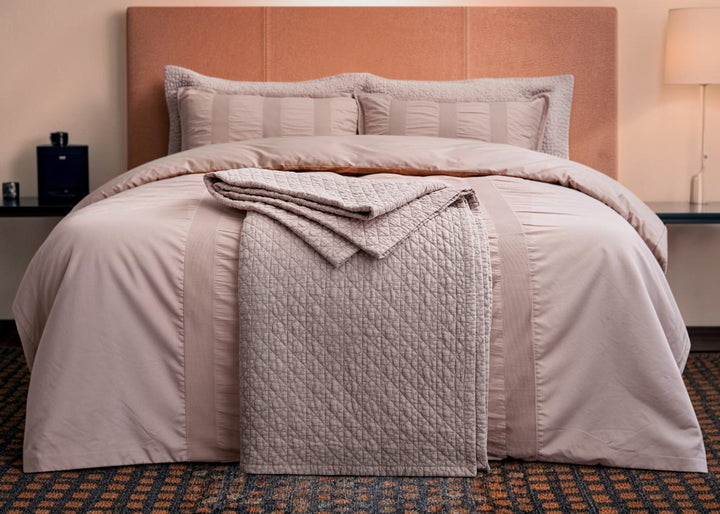Bedeck of Belfast "Stonewashed Cotton" Quilted Throw in Pink