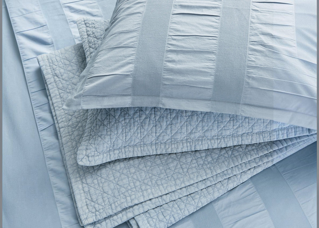 Bedeck of Belfast "Stonewashed Cotton" Quilted Throw in Blue